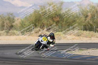 media/Nov-02-2025-CVMA (Sun) [[337aff29ab]]/Race 17-Amateur Supersport Middleweight/